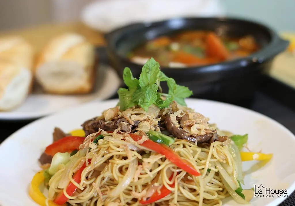 Le House Boutique Hotel - 100M To The Beach Da Nang 3*,  Vietnam